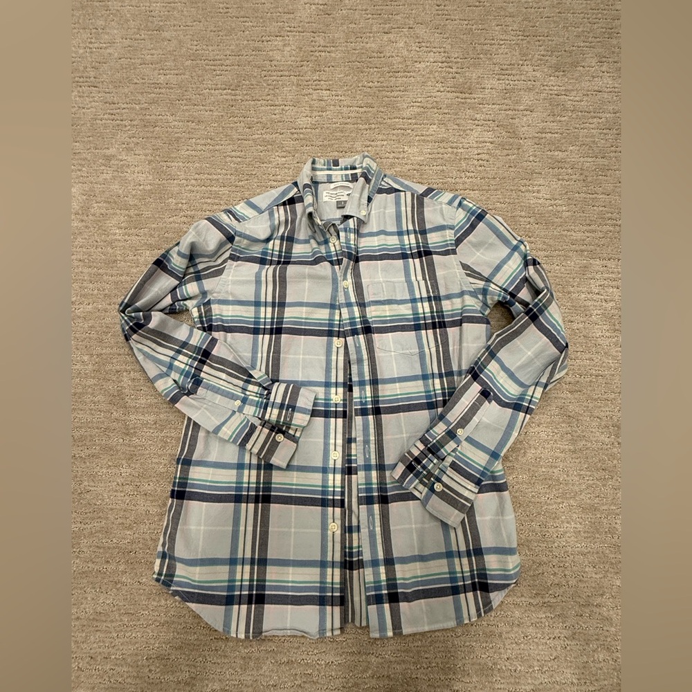 Old Navy Woman’s Blue Plaid Oxford Shirt